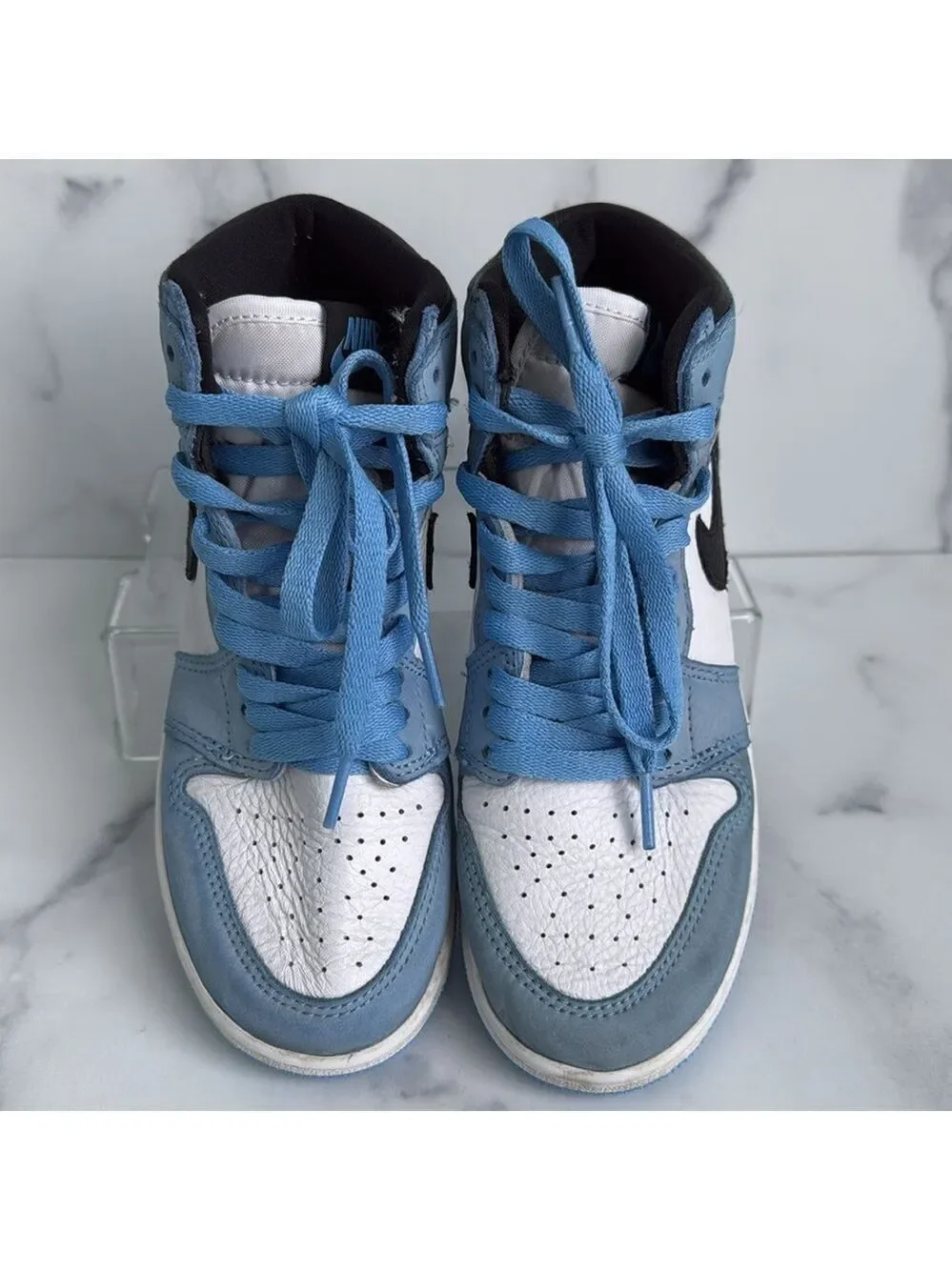 Nike Air Jordan 1 Retro High OG University Blue Size 4Y Unisex